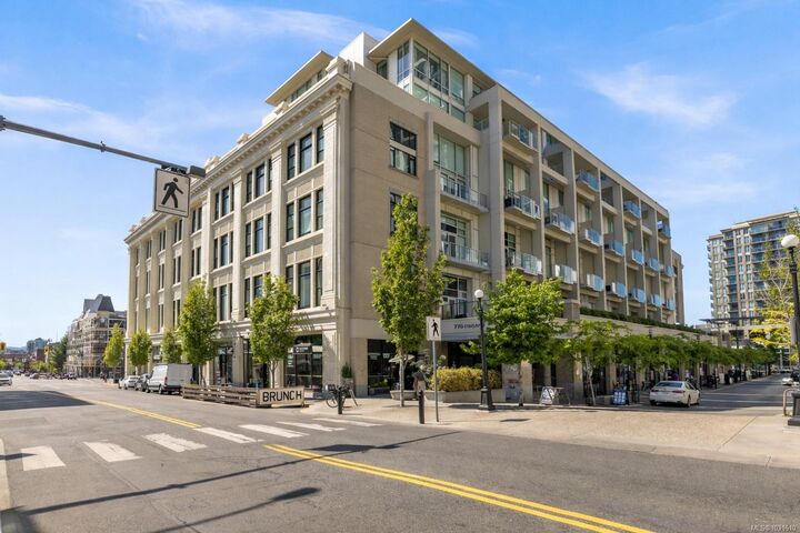 770 Fisgard St #304 — photo 1