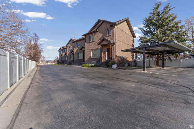 Property Photo: 6563 S Lovendahle Ct UT 84107