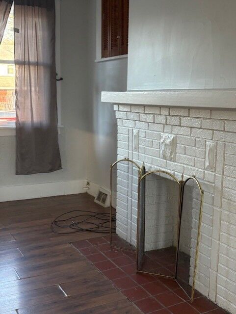 Property Photo:  1217 Strahley Pl  PA 15220 