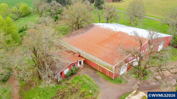 Property Photo:  10425 Edmunson Dr SE  OR 97317 