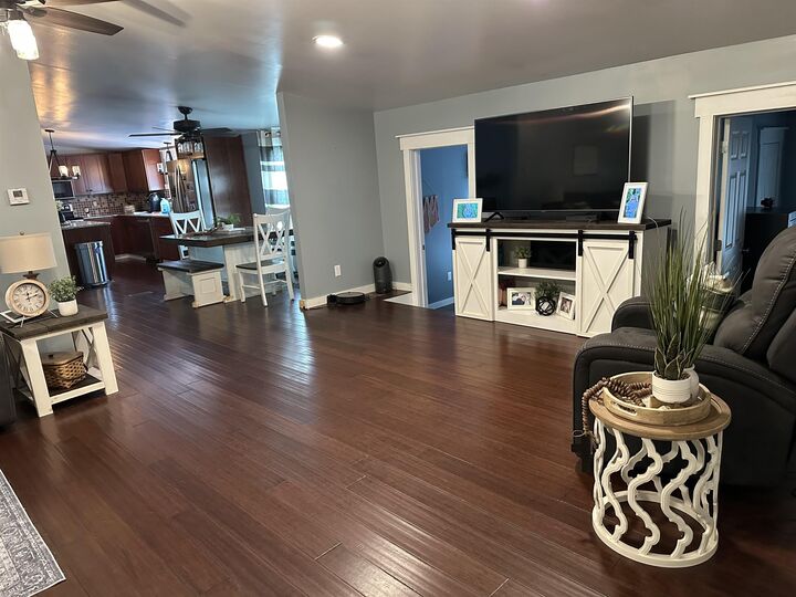 Property Photo:  992 Mushroom Road  KY 41164 