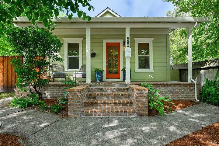 Property Photo:  316 318 Petaluma Avenue  CA 95472 