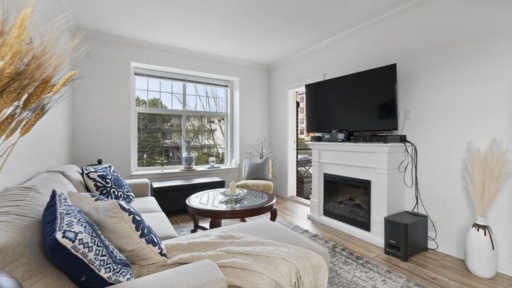 Property Photo: 17712 57A Avenue 213 BC V3S 1J1