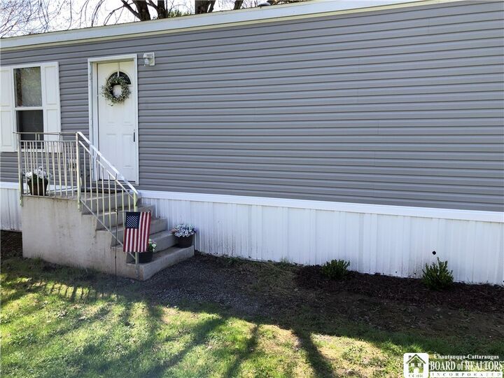 Property Photo:  37 Brookside Estates Drive  NY 14701 