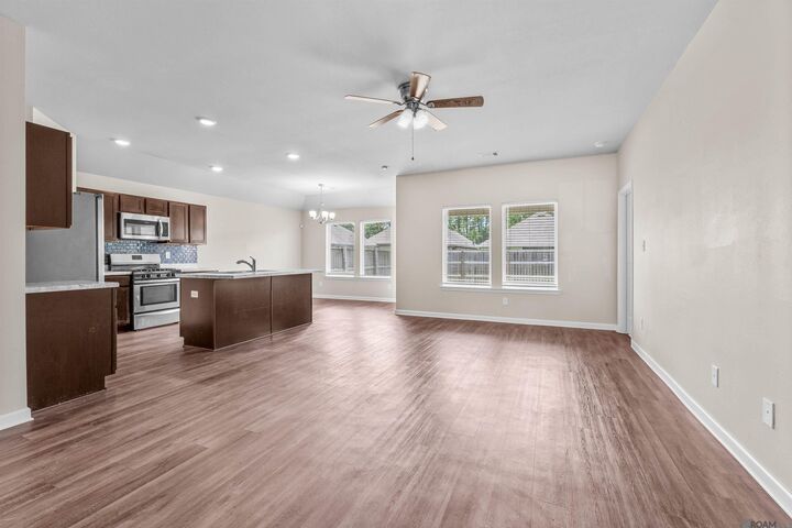 Property Photo:  28445 Evangeline Ln  LA 70711 