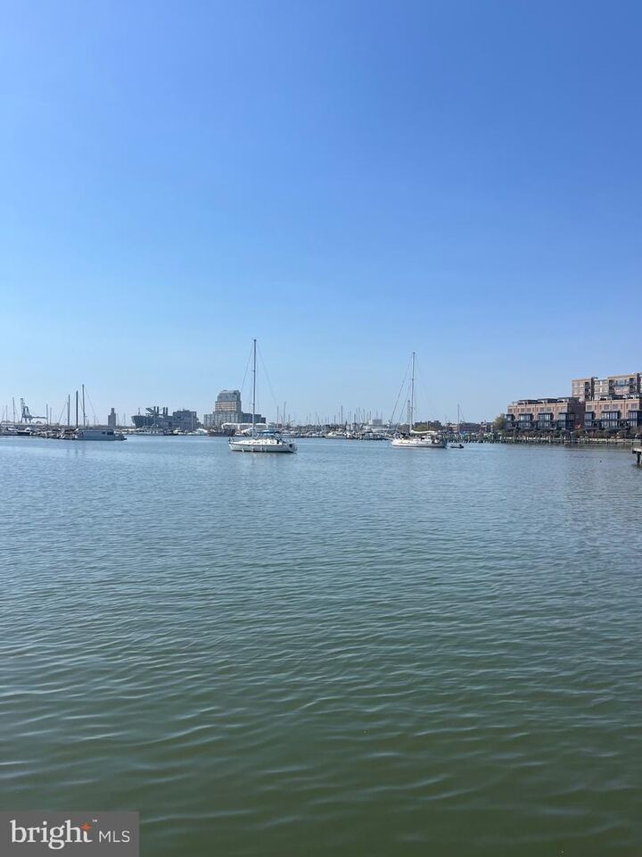 Property Photo:  2327 Boston Street 4  MD 21224 