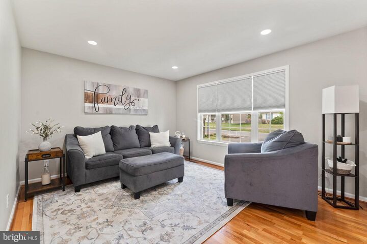 Property Photo:  8811 Kent Court  VA 22408 