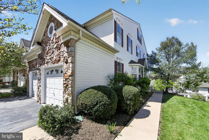 Property Photo:  157 Fringetree Drive  PA 19380 
