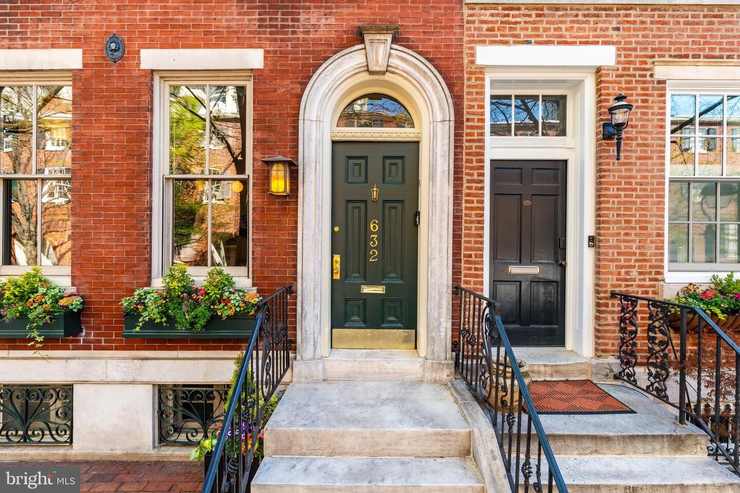 Property Photo: 632 Spruce Street PA 19106