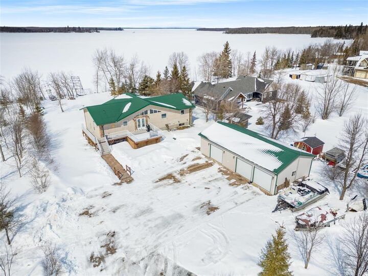 Property Photo:  34 Amy'S Cove  MB R0E 1A0 