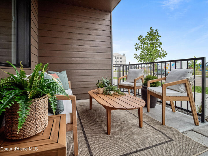 Property Photo:  1048 E 4th Ave 104  ID 83854 