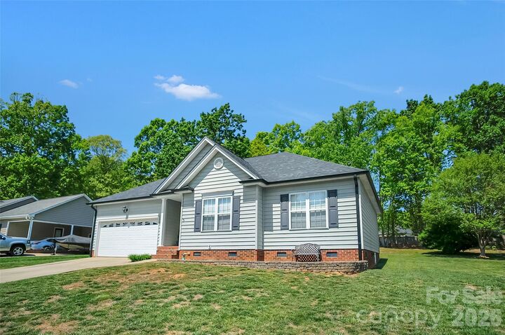 Property Photo:  5020 Pintail Way  NC 28052 