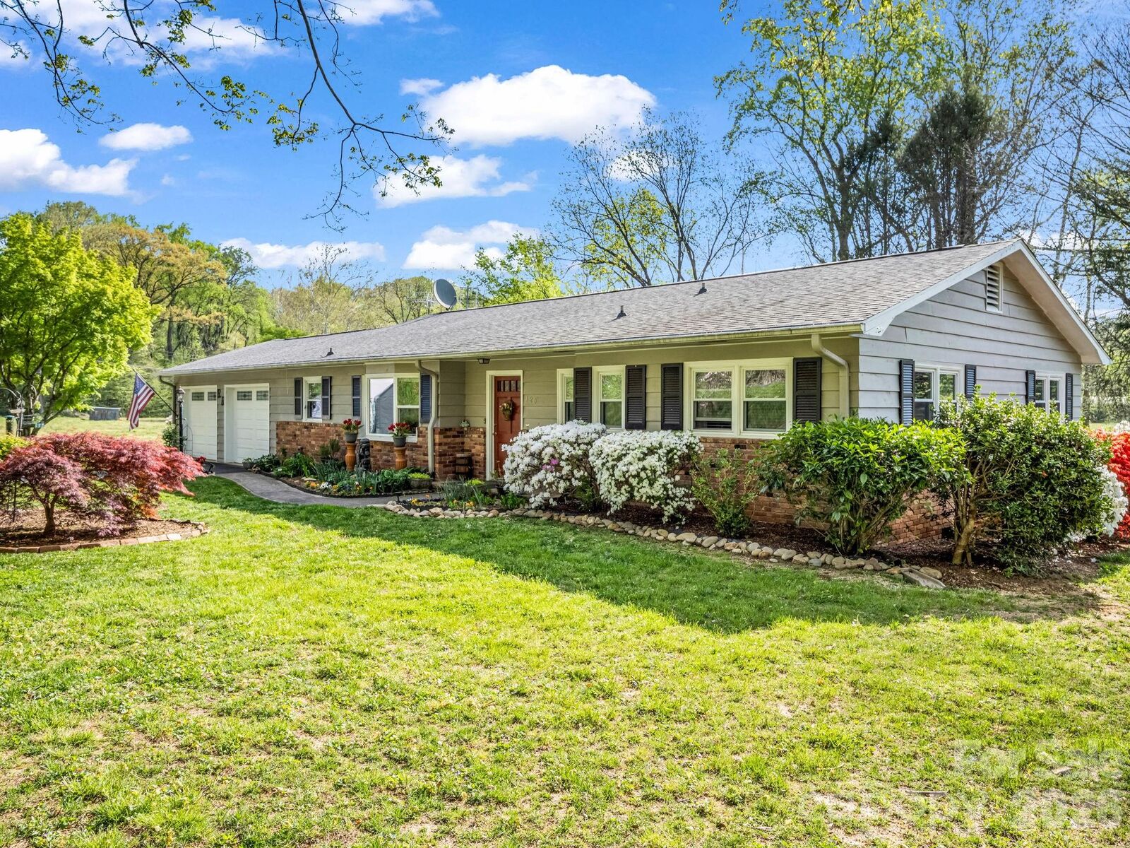 Property Photo:  120 Warrior Drive  NC 28782 