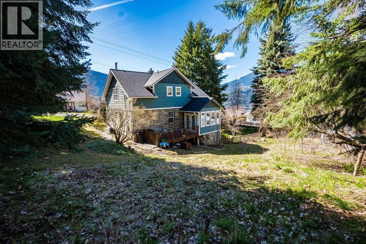 Property Photo:  605 & 607 Gore Street  BC V1L 1Y2 