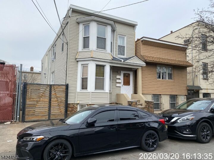 Property Photo:  38 Delancy St 3  NJ 07105 