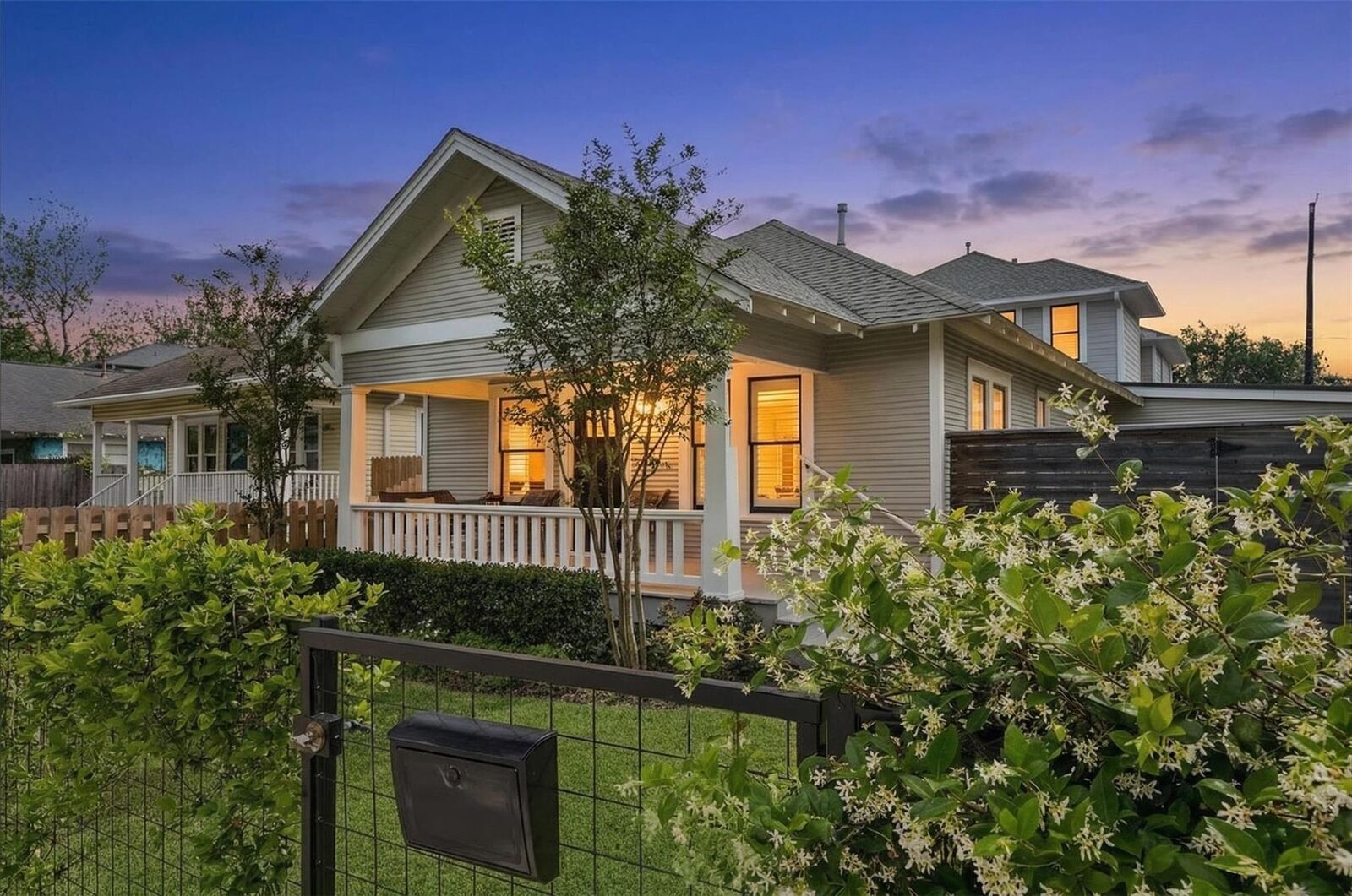 Property Photo:  1310 Tulane Street  TX 77008 