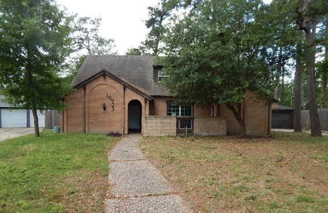 Property Photo:  10923 Creektree Drive  TX 77070 