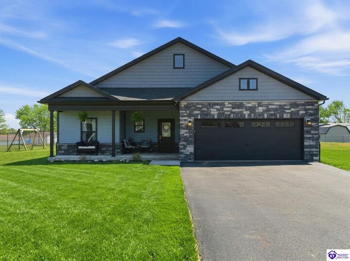 Property Photo:  75 Marian Court  KY 42701 