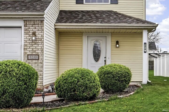 Property Photo:  3210 Limerick Place  IN 46818-8768 