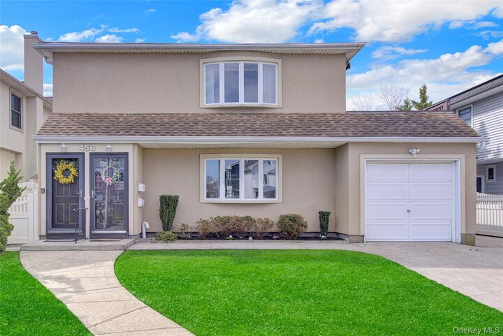 Property Photo:  458 E Fulton  NY 11561 