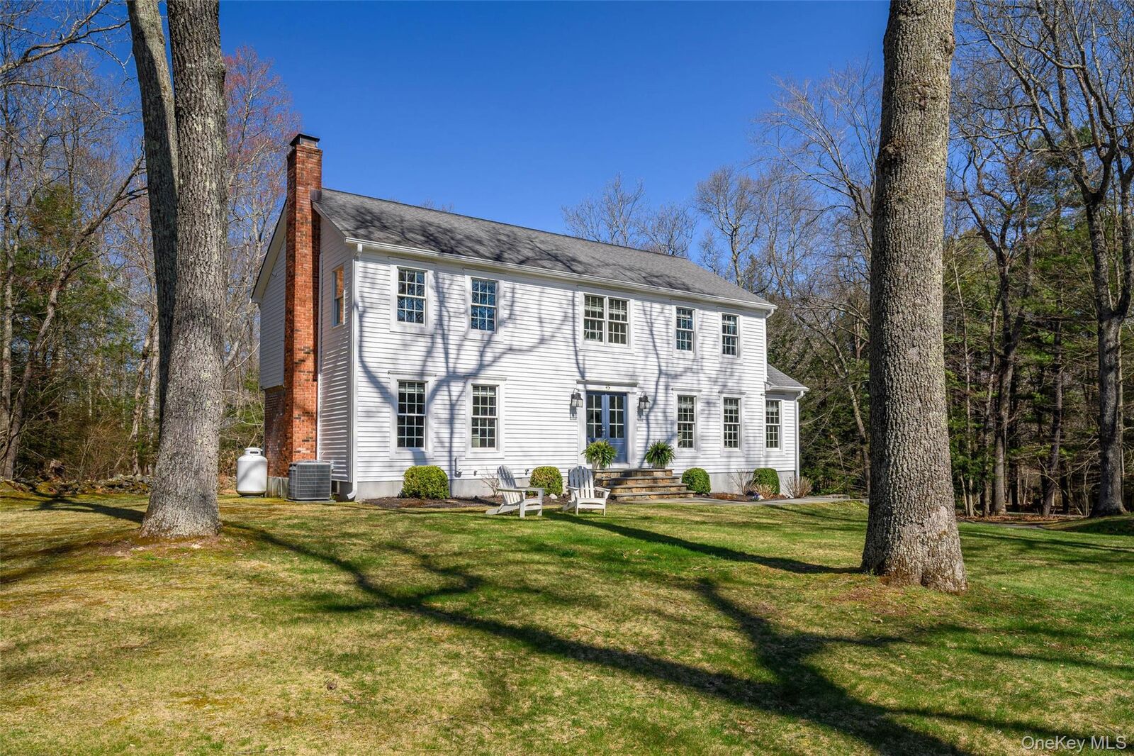 Property Photo:  15 Timber Mill Connecticut Road  CT 06482 