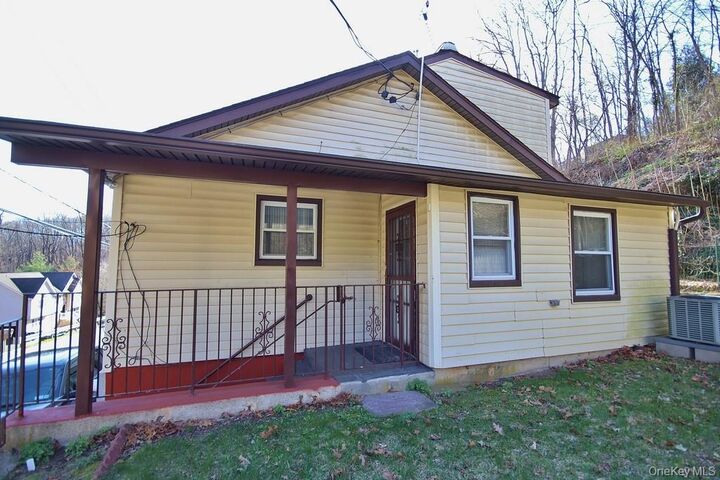 Property Photo:  193 Buckshollow Road  NY 10541 