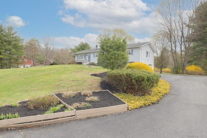 Property Photo:  27 Monaco Drive  NY 12533 