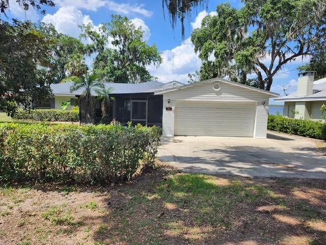 Property Photo:  7378 NE 49th Lane  FL 34785 