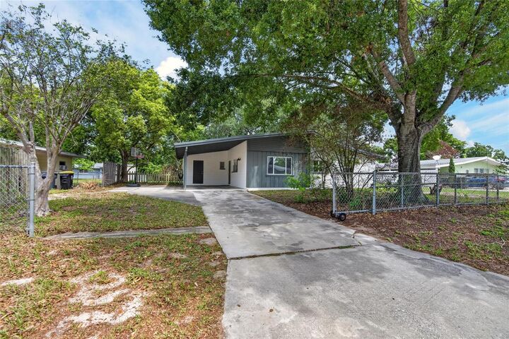 Property Photo: 113 6th Jpv Street FL 33880
