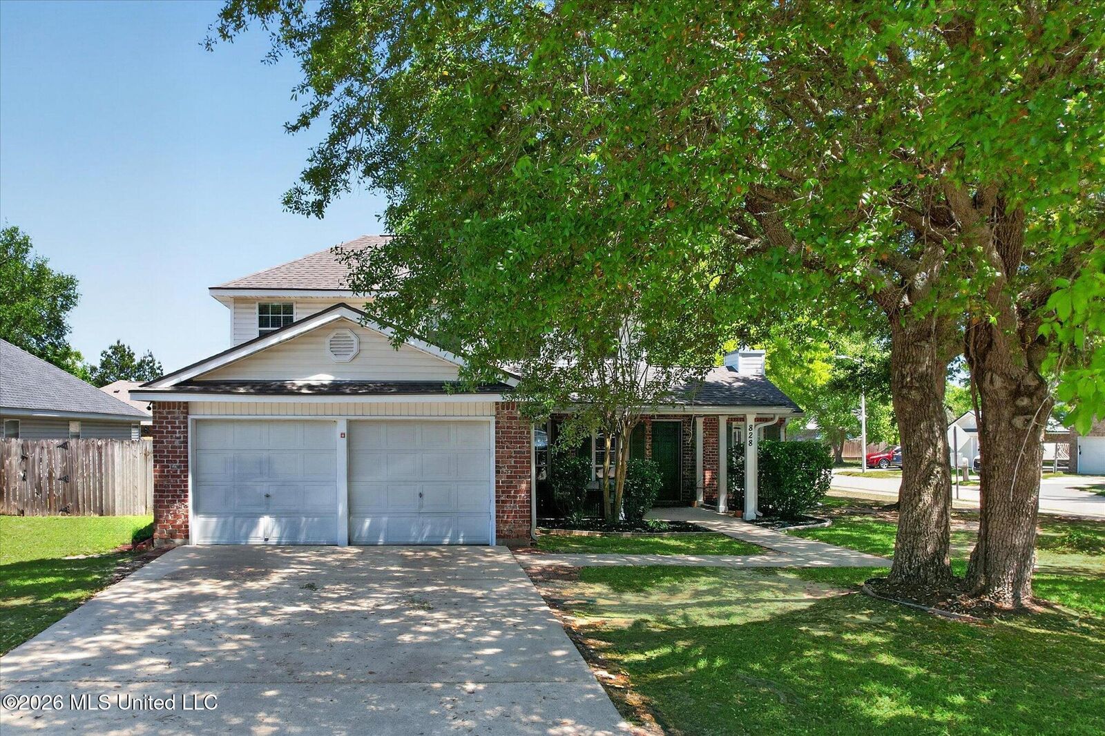 Property Photo:  828 Ellington Drive  MS 39532 