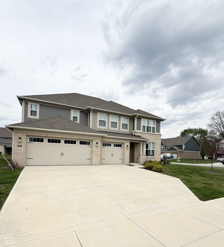 Property Photo:  908 Edmonds Place  IN 46143 