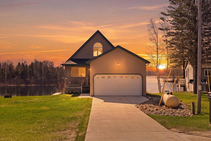 Property Photo:  11417 Pinecrest Drive  MI 49346 