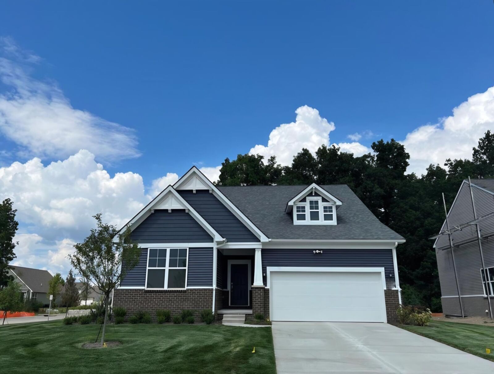 Property Photo: 3380 Roslyn Drive MI 48197