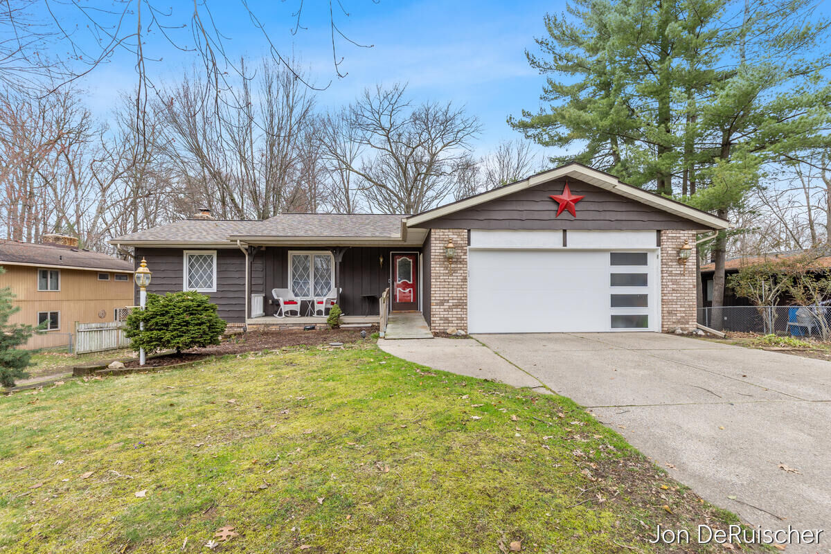 Property Photo: 1879 Holliday Drive SW MI 49519
