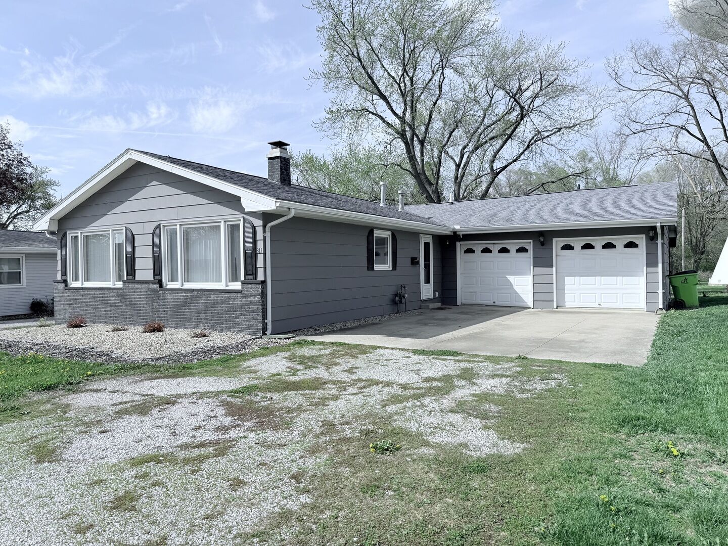 Property Photo:  311 E Allen Street  IL 61842 