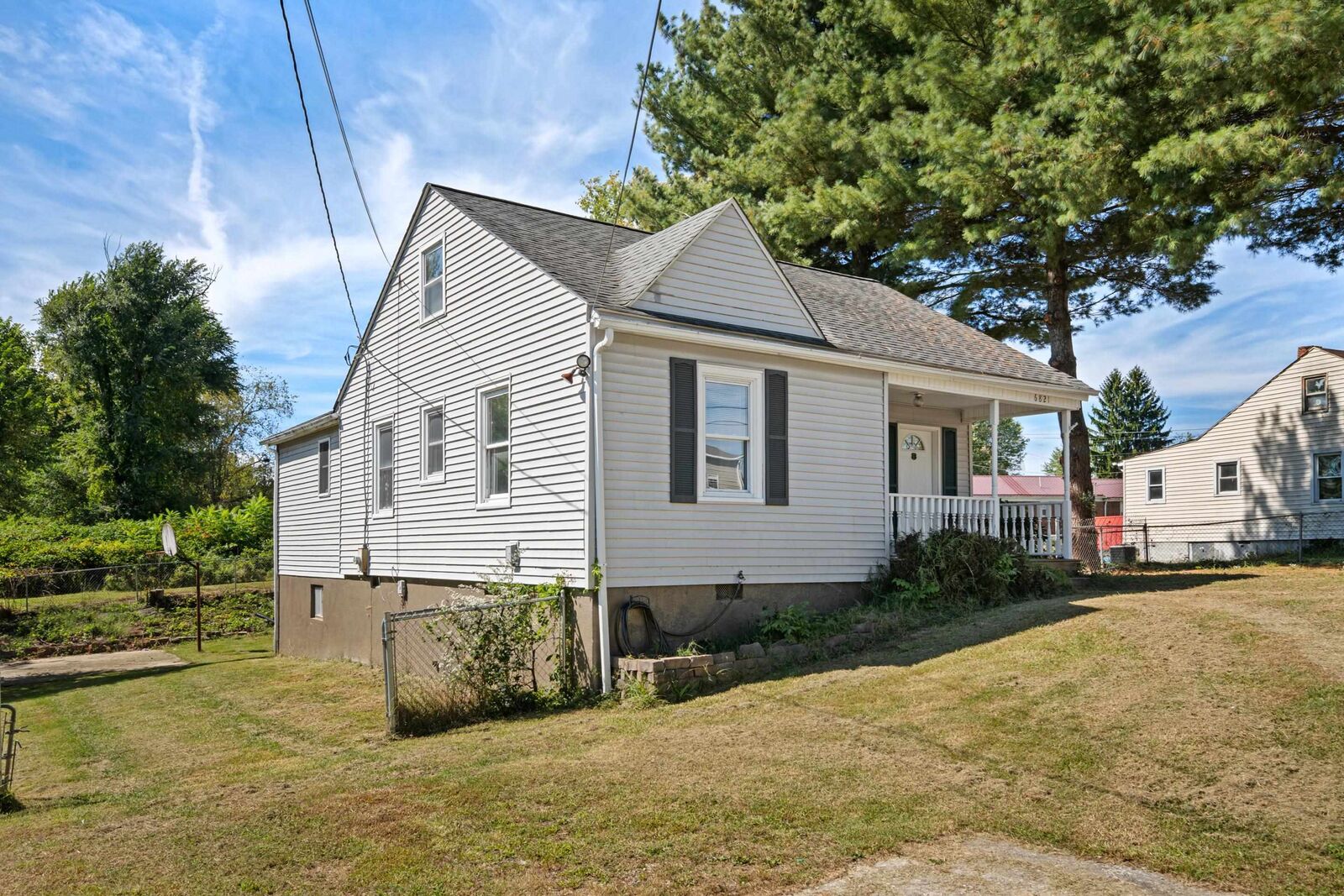 Property Photo:  6821 Pulaski Avenue  VA 24141 