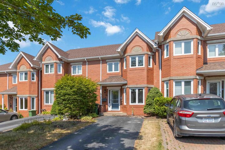 Property Photo: 34 Trailwood Place NS B3M 3Y1