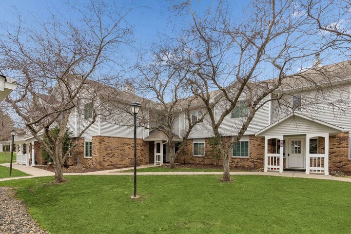 Property Photo:  3566 Blue Jay Way 205  MN 55123 