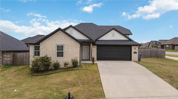 Property Photo:  6003 SW Peaceful Avenue  AR 72713 