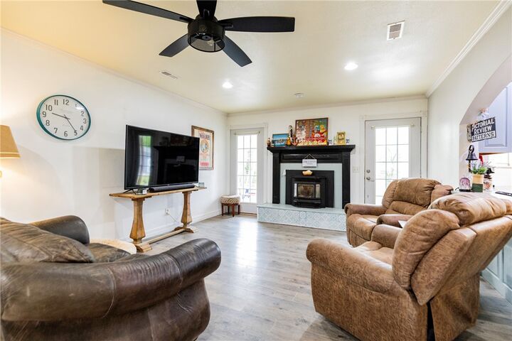 Property Photo: 12978 Huber Road AR 72713
