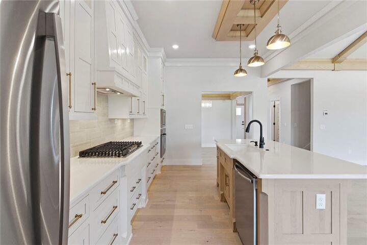 Property Photo:  310 Bronco Street  AR 72719 