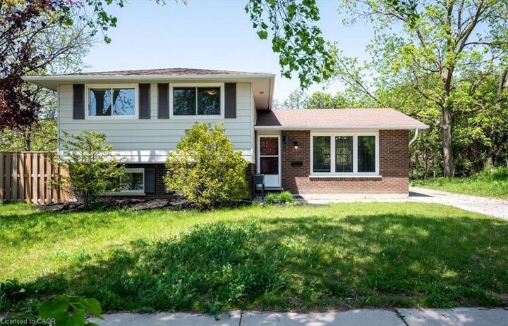 Property Photo: 152 Macgregor Crescent ON N2J 3W9