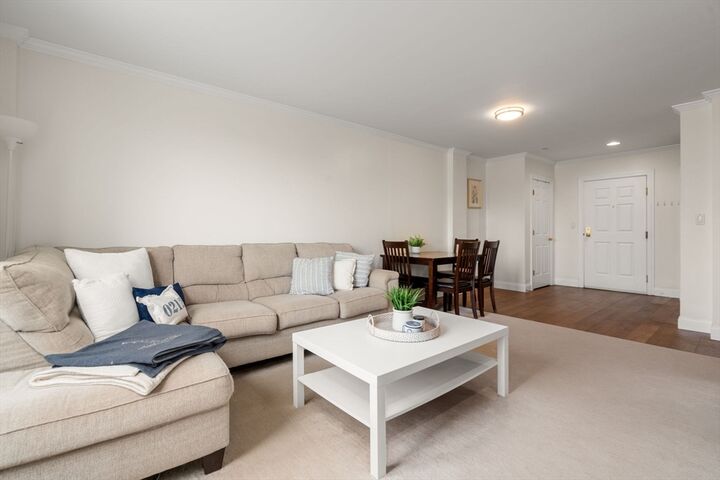 Property Photo:  65 Chelsea St 203  MA 02129 