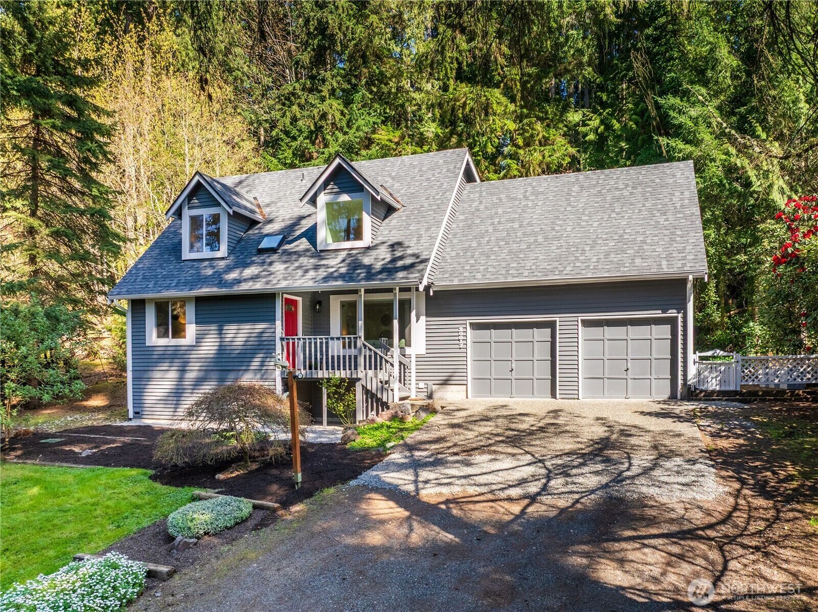 Property Photo:  20017  Locust Way  WA 98036 