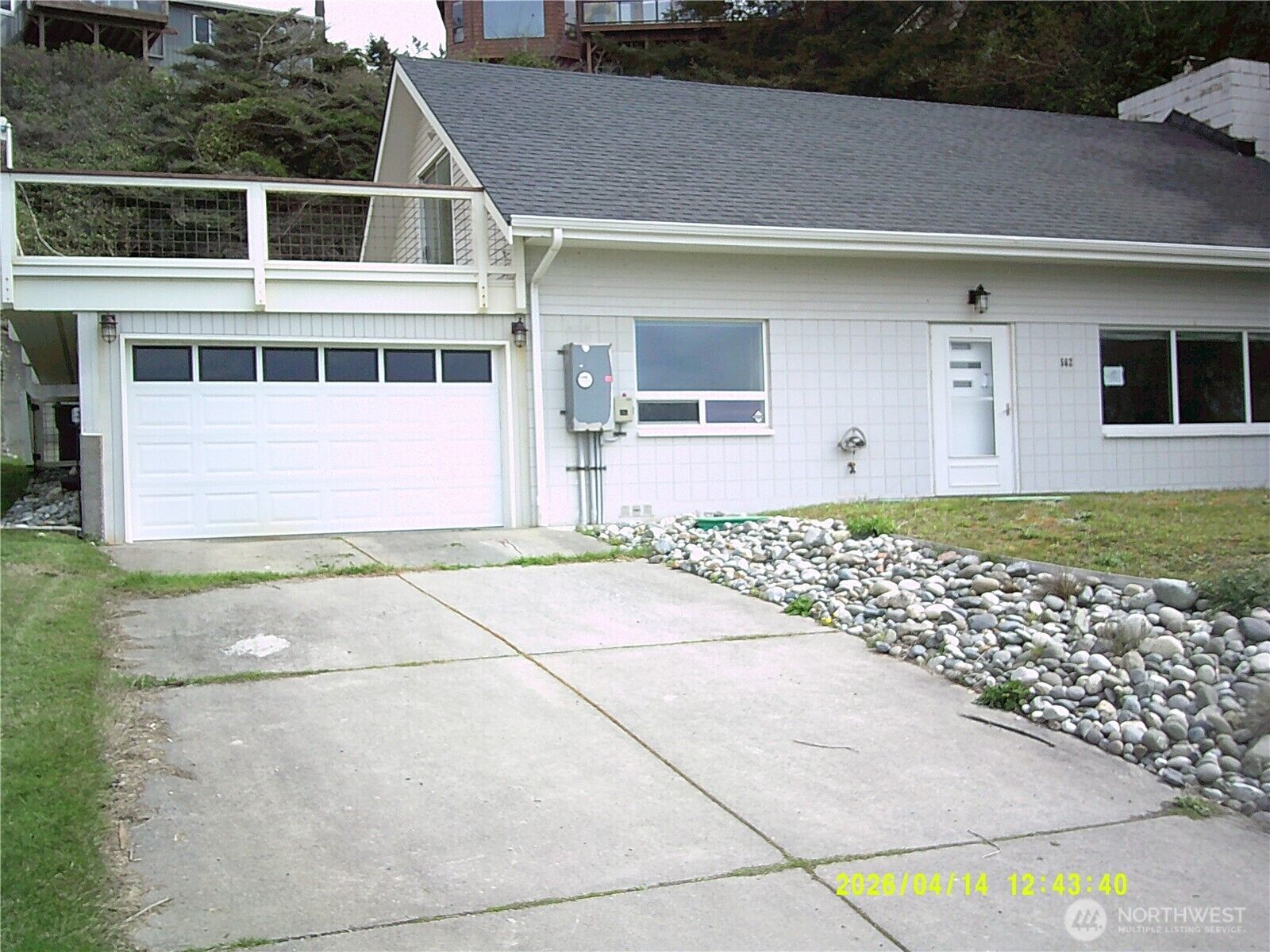 Property Photo:  562  Pebble Beach Drive  WA 98239 