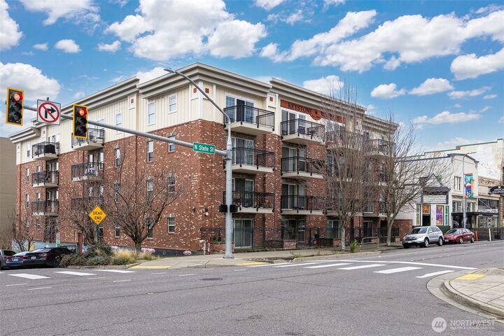 Property Photo: 1001 N State Street 209 WA 98225