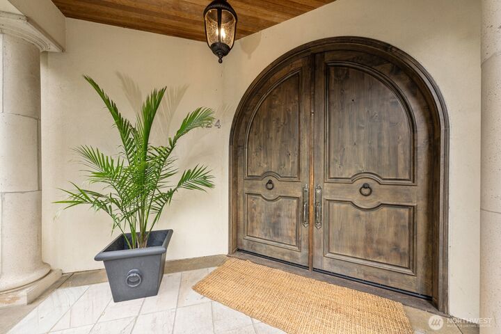 Property Photo:  3424  97th Avenue SE  WA 98040 