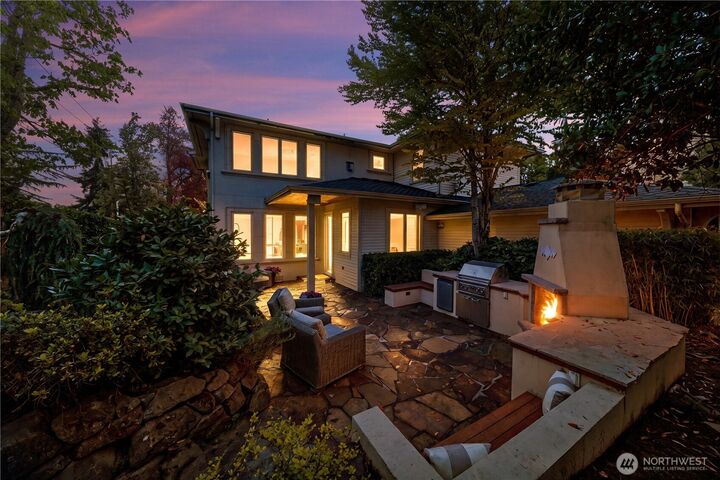Property Photo:  3424  97th Avenue SE  WA 98040 