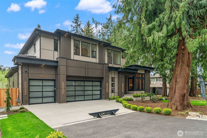 Property Photo:  11021 NE 14th Street  WA 98004 