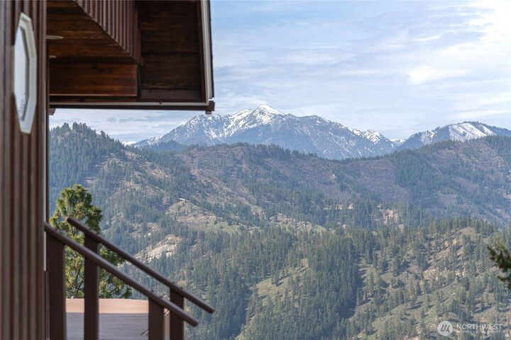 Property Photo: 4639 Sky Meadows Road WA 98815
